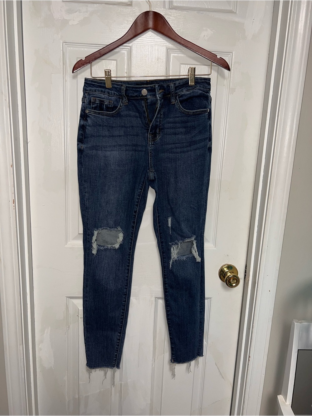 Dark Wash Distressed Women’s Judy Blue Jeans
